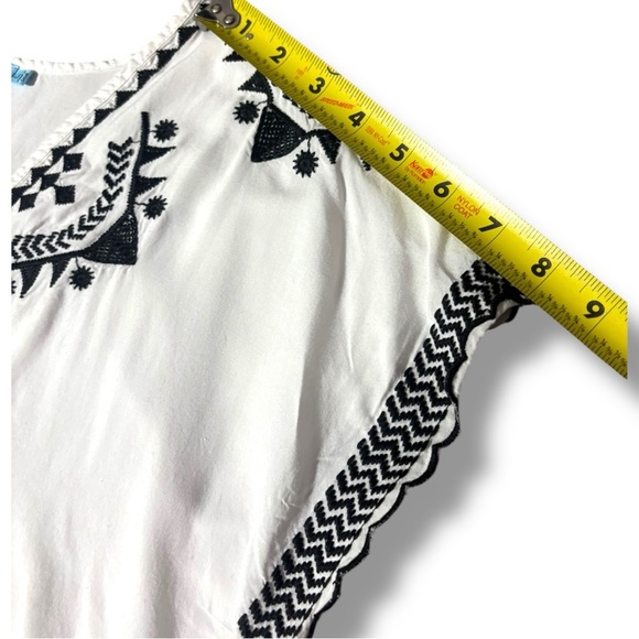 Solitaire Swim Chic Black and White Embroidered Short Sleeve Mini Dress Coverup - Picture 12 of 16